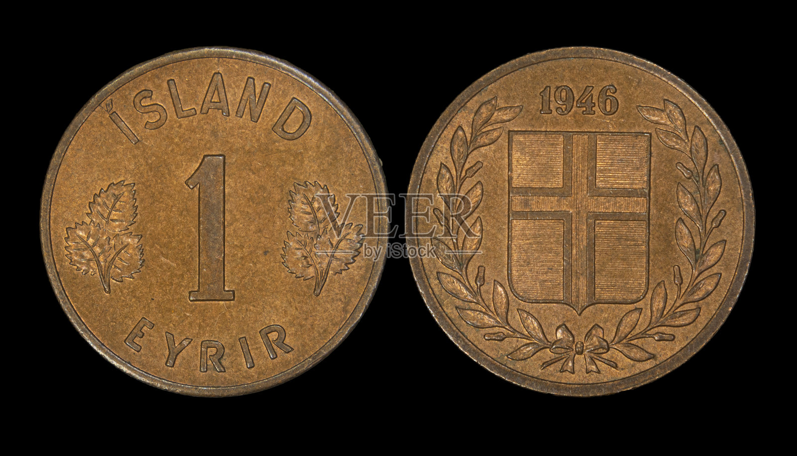 黑色背景上的1冰岛克朗硬币特写照片摄影图片