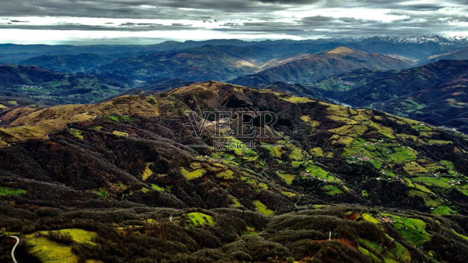 阿斯图里亚斯山照片摄影图片