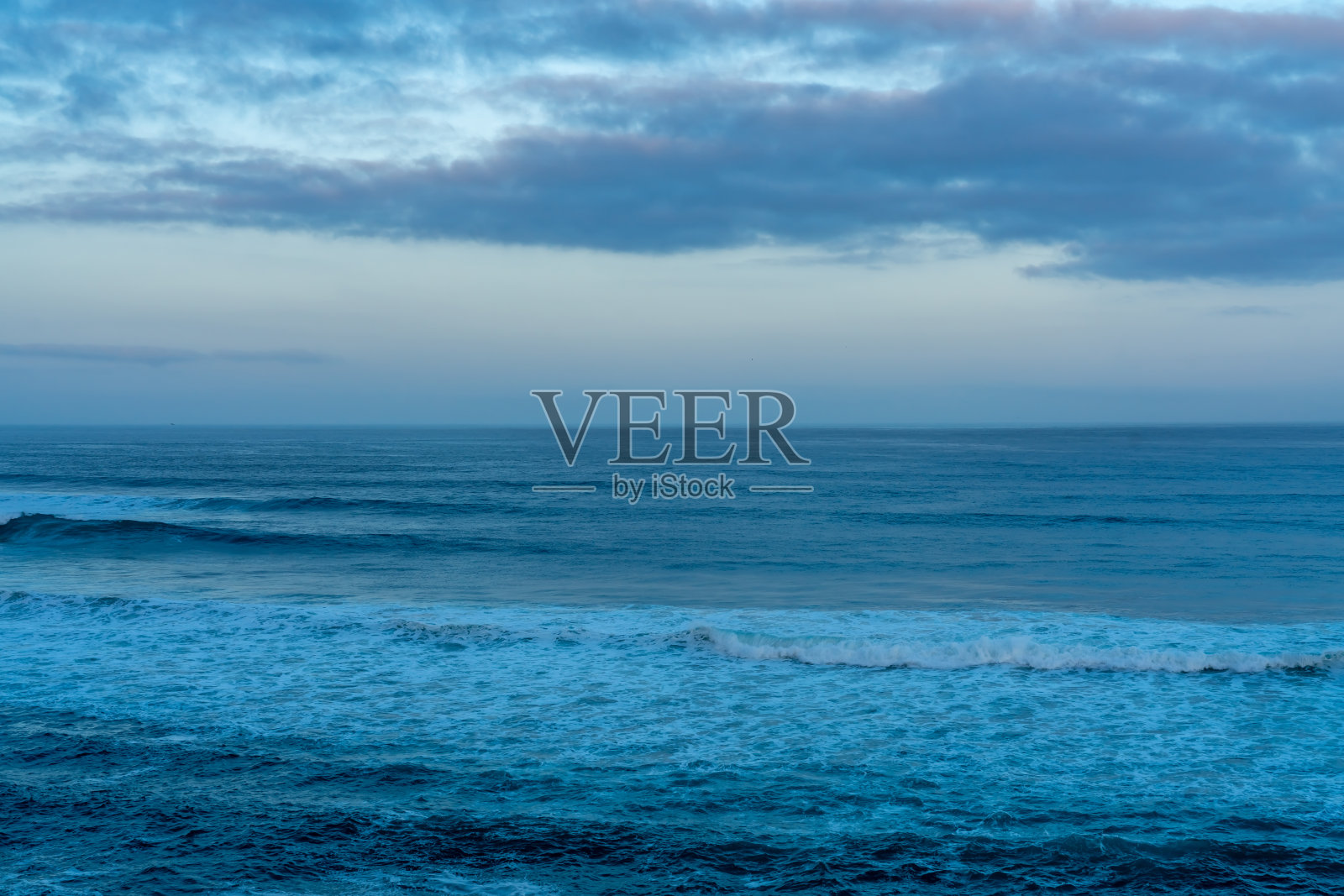 葡萄牙里斯本辛特拉的普拉亚格兰德海滩照片摄影图片