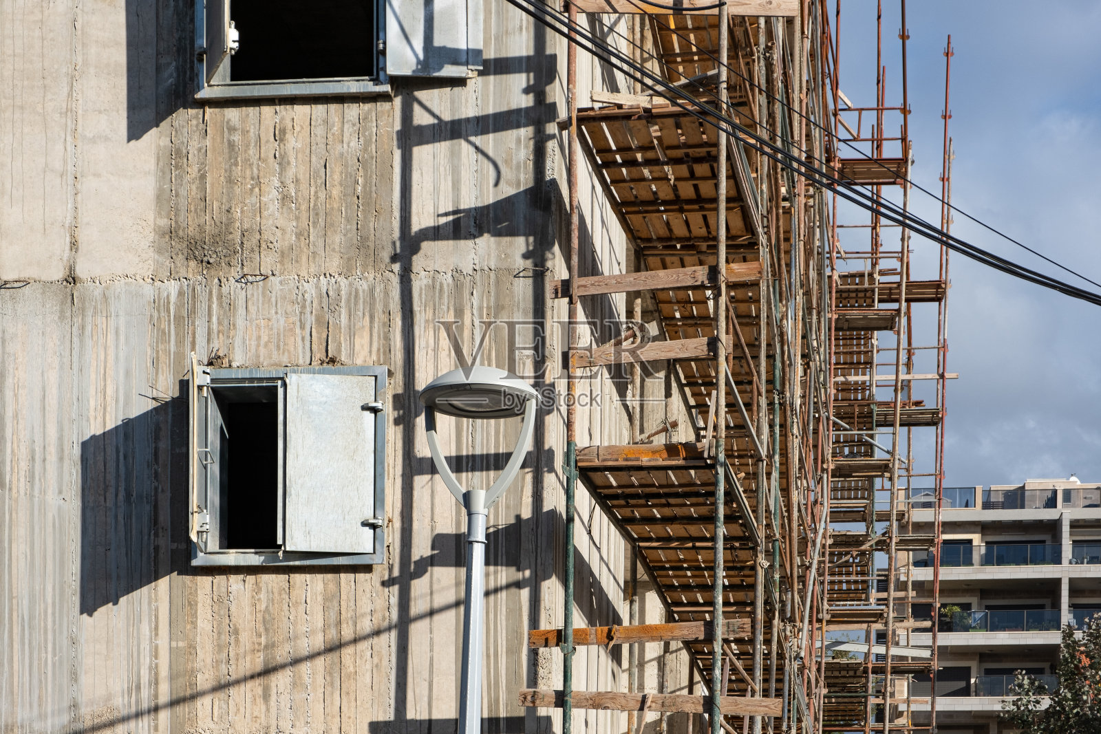 以色列建筑工地的防空洞,黑德比塔洪安全室加装安全窗户,加强安全措施,安全环境照片摄影图片