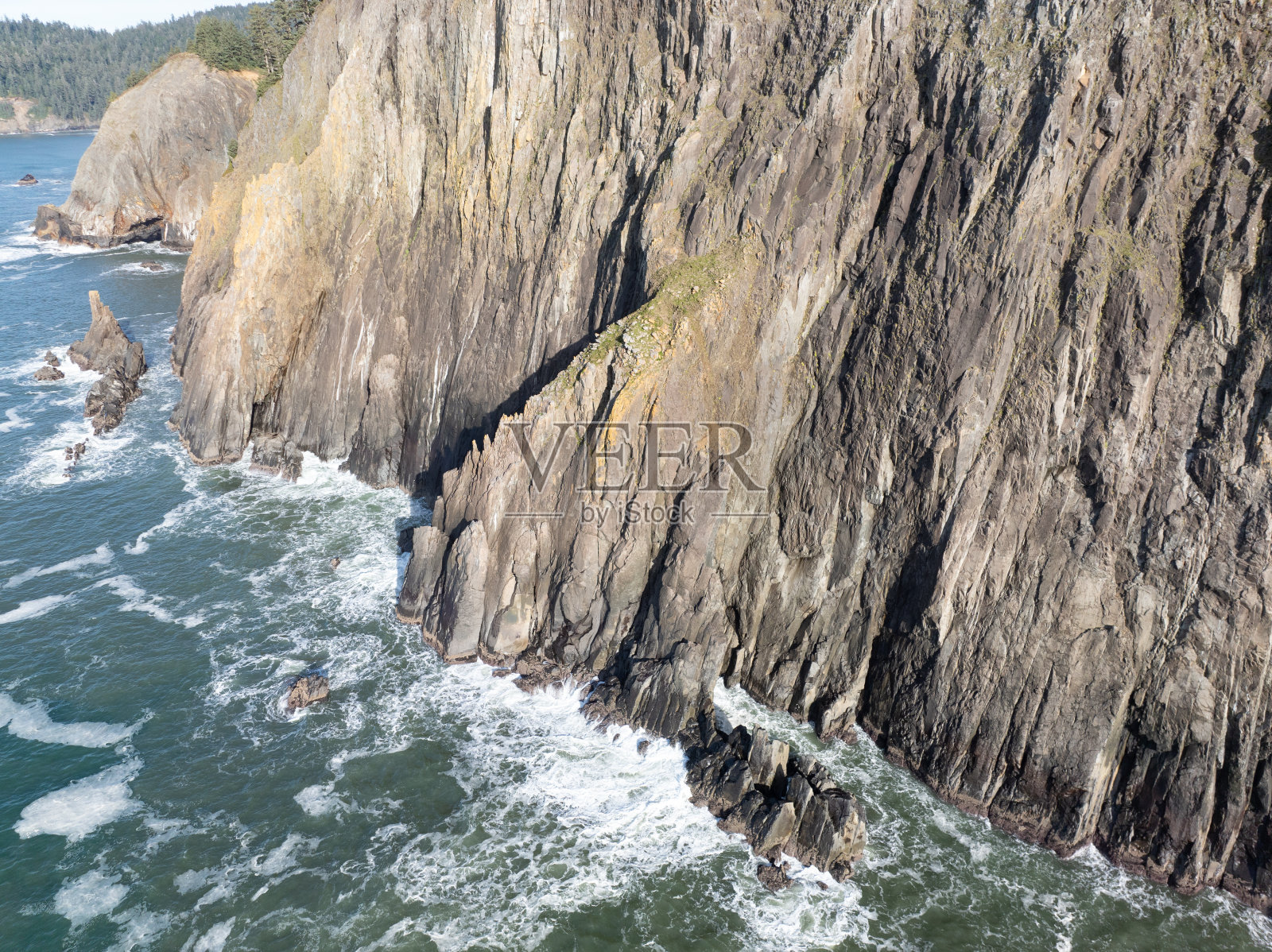 俄勒冈州北部岩石海岸航拍图照片摄影图片