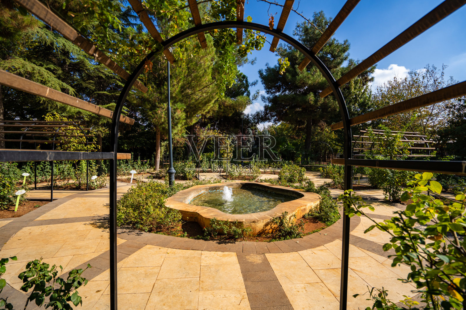 加济安泰普植物园的公园景观。照片摄影图片