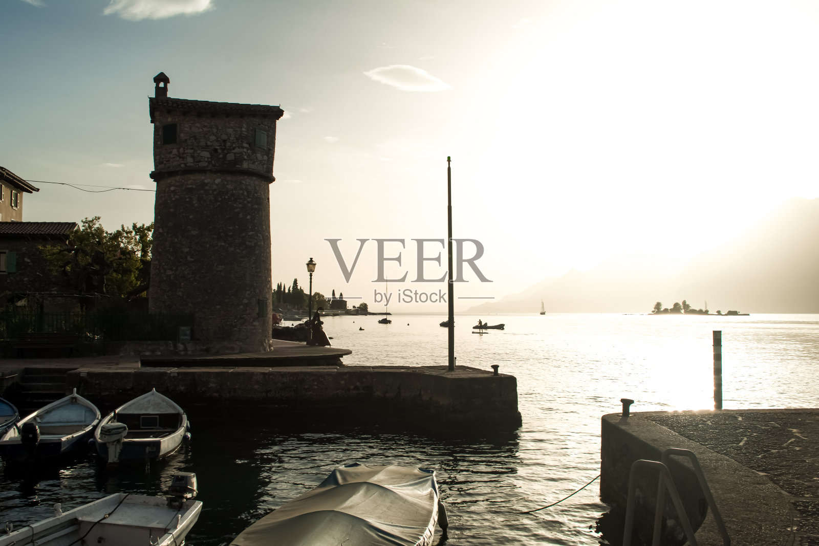 日落湖加尔达照片摄影图片