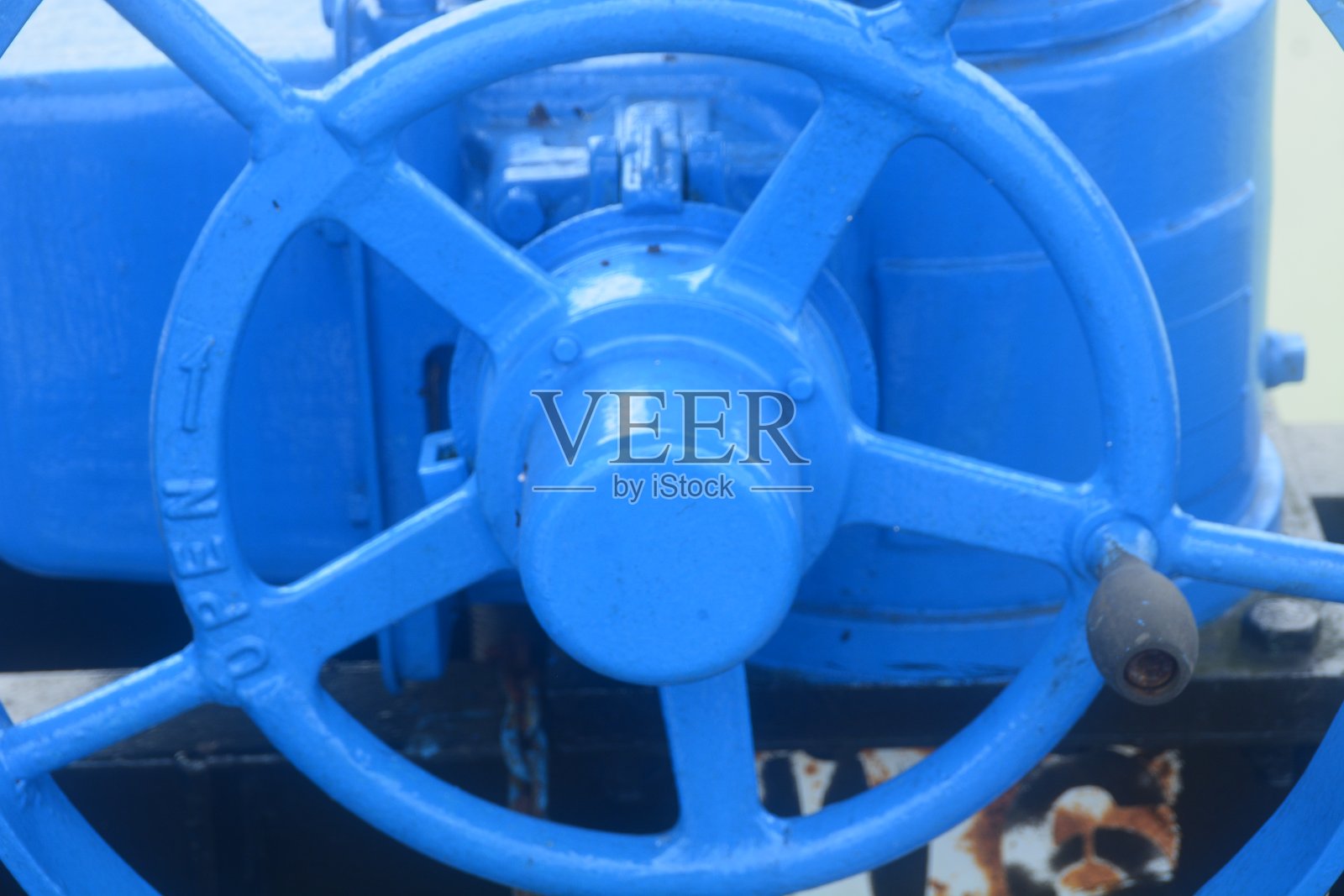 印度尼西亚,2023年3月:Pejengkolan大坝堤岸。没有人。照片摄影图片