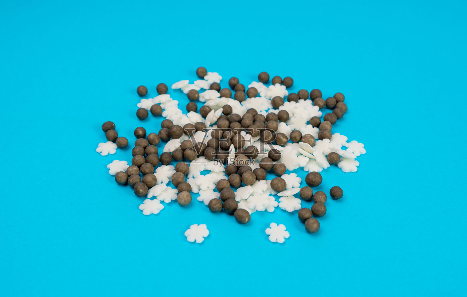 采购产品白色雪花,散糖雪,装饰圣诞星星,冰圣诞装饰照片摄影图片