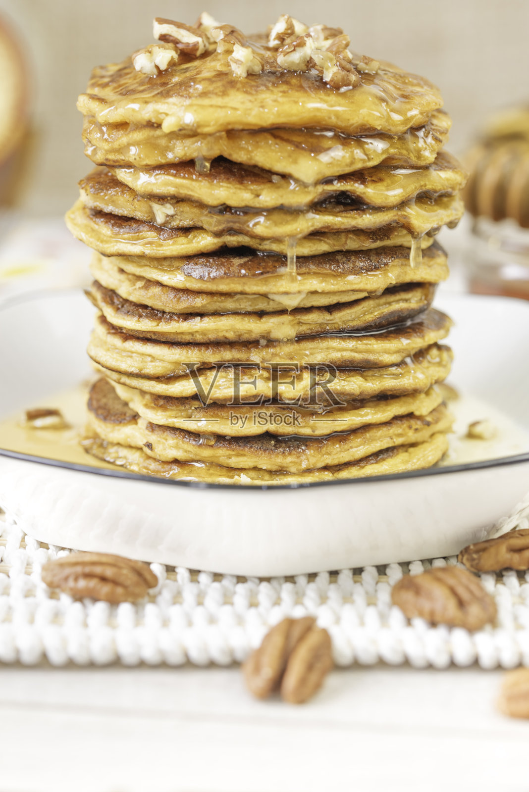 甘薯山核桃煎饼照片摄影图片