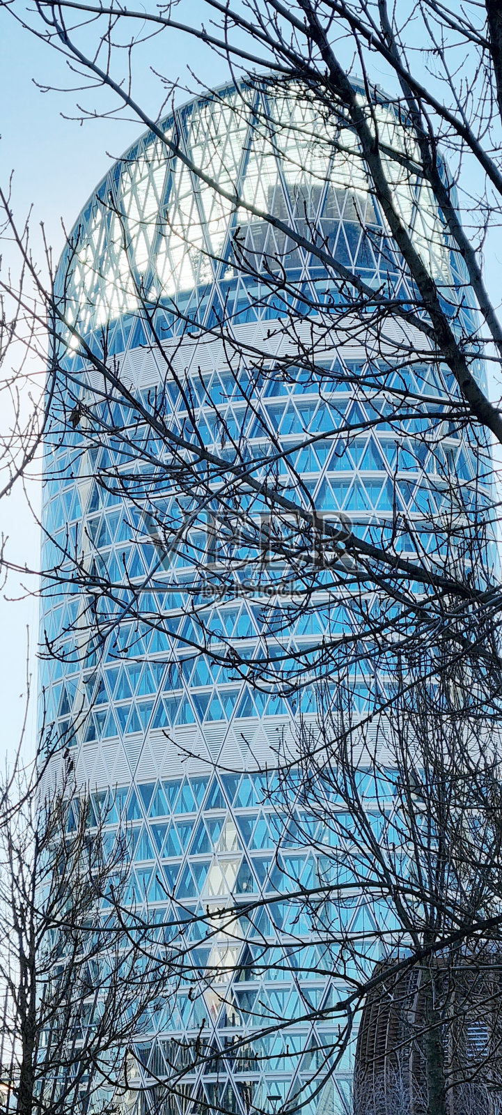 米兰的现代建筑照片摄影图片