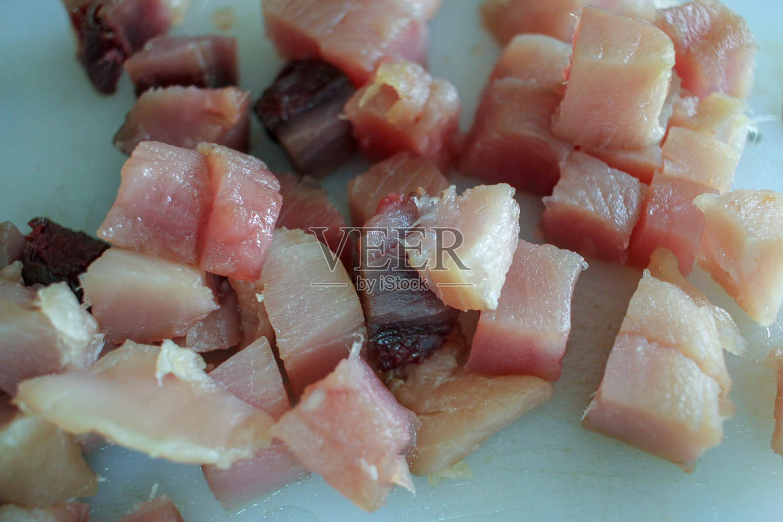 用金枪鱼做的丸子饭照片摄影图片