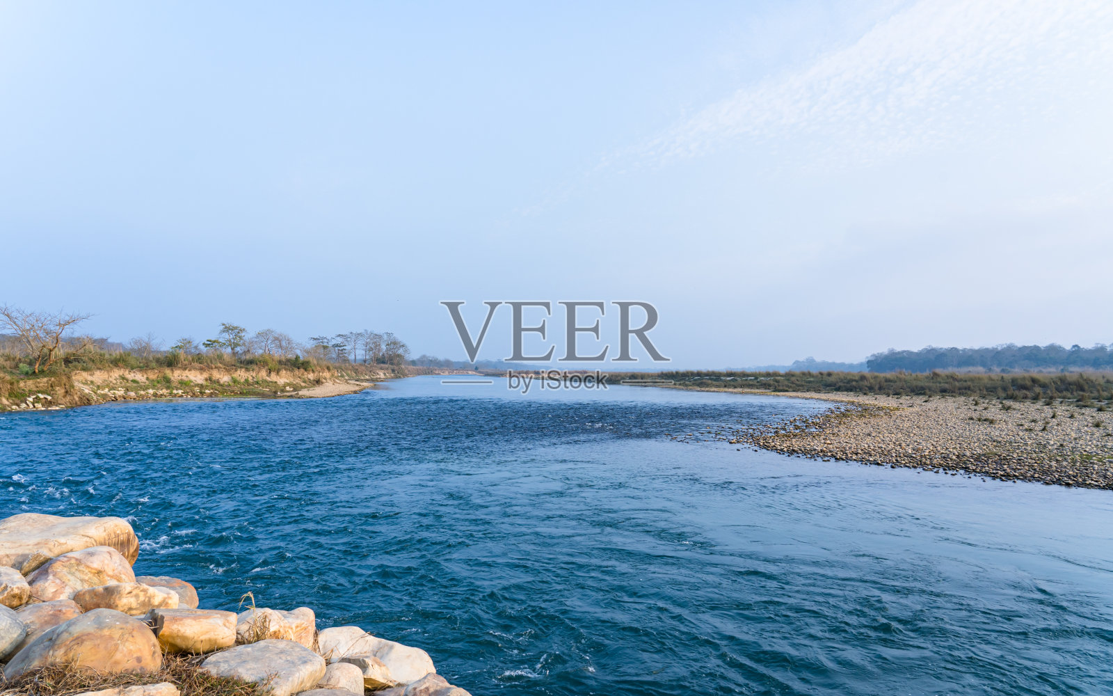 奇旺Rapti河的景观照片摄影图片