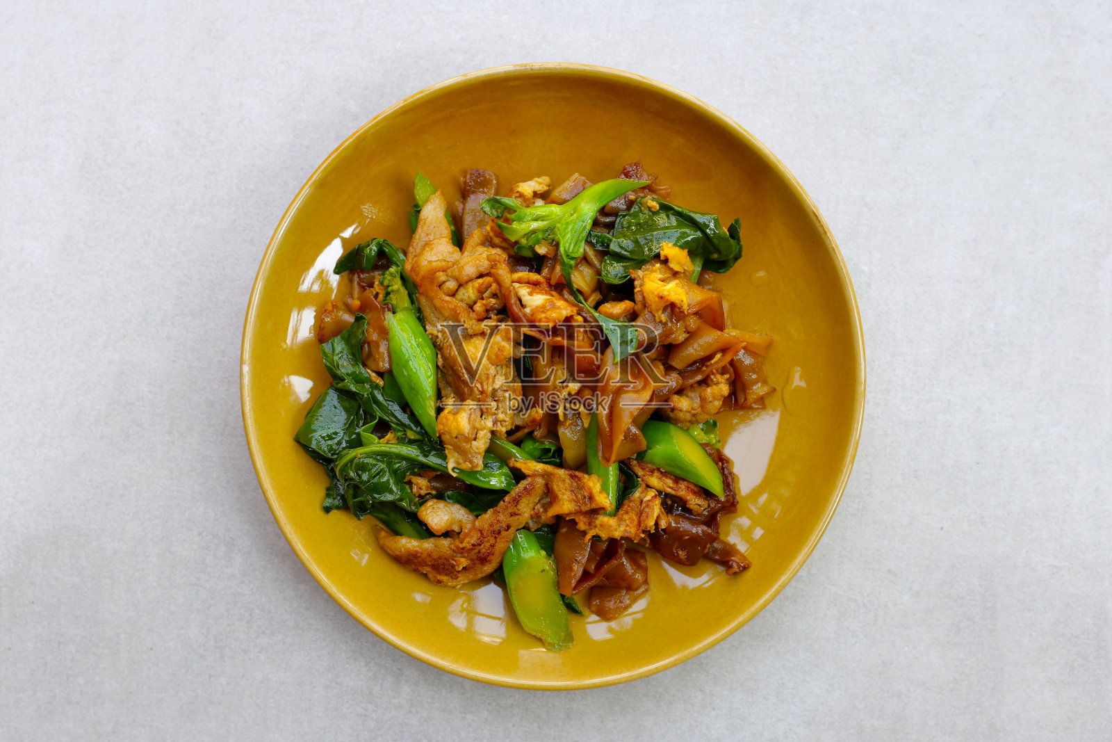 猪肉酱油炒米粉照片摄影图片