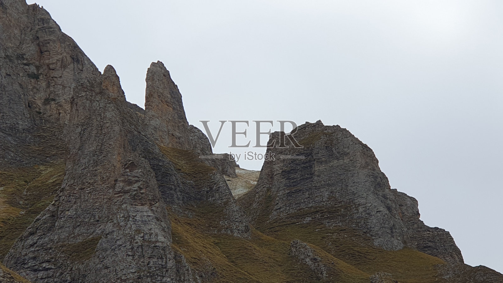 大自然的威严:徒步旅行和山地冒险照片摄影图片