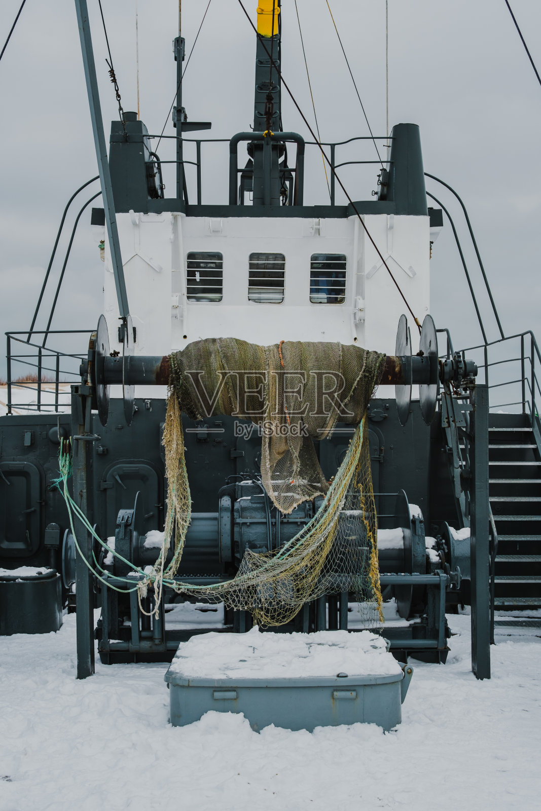 冬季系泊:Ventspils渔船照片摄影图片