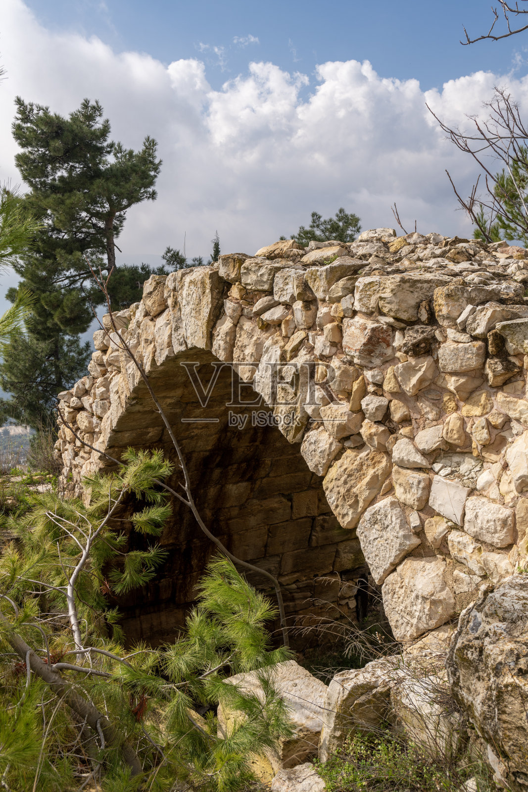 以色列北部萨法德或查法特城堡的城堡遗址。照片摄影图片