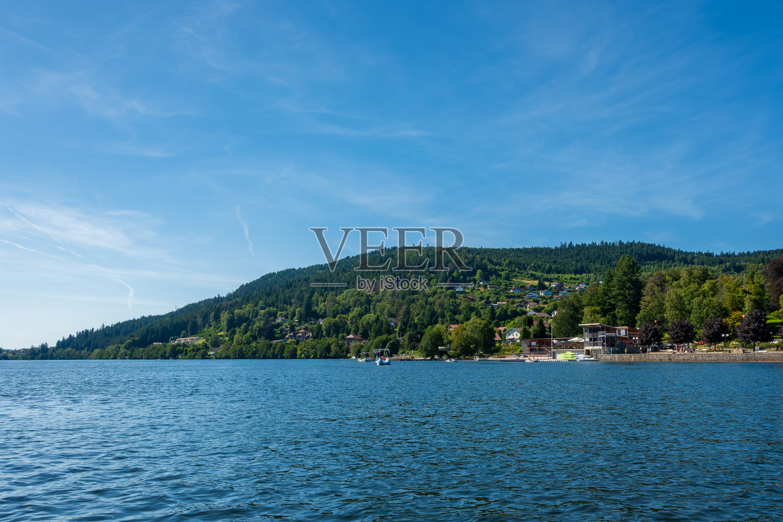 杰拉德湖——法国孚日山脉照片摄影图片