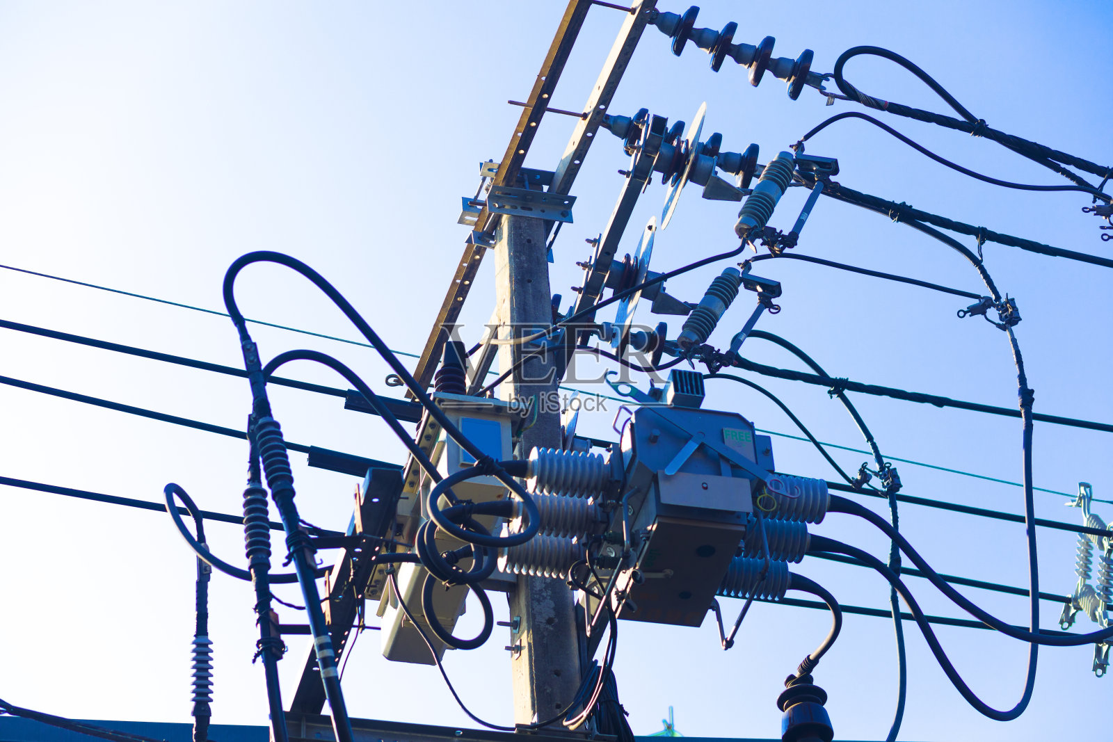 变电站和输电线照片摄影图片