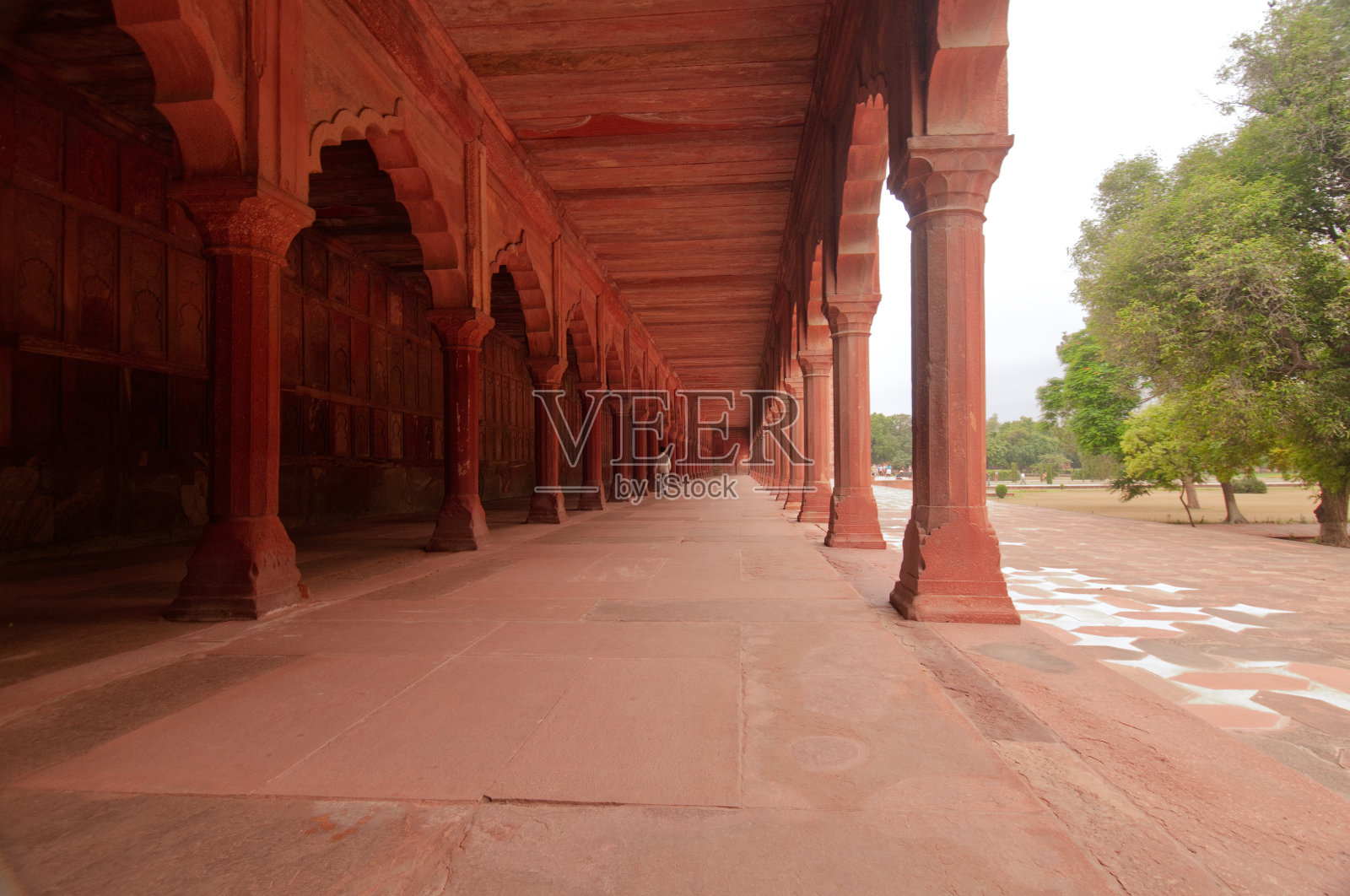 泰姬陵象牙白色大理石陵墓最好的例子莫卧儿建筑在17世纪与印度,波斯和伊斯兰风格的融合照片摄影图片