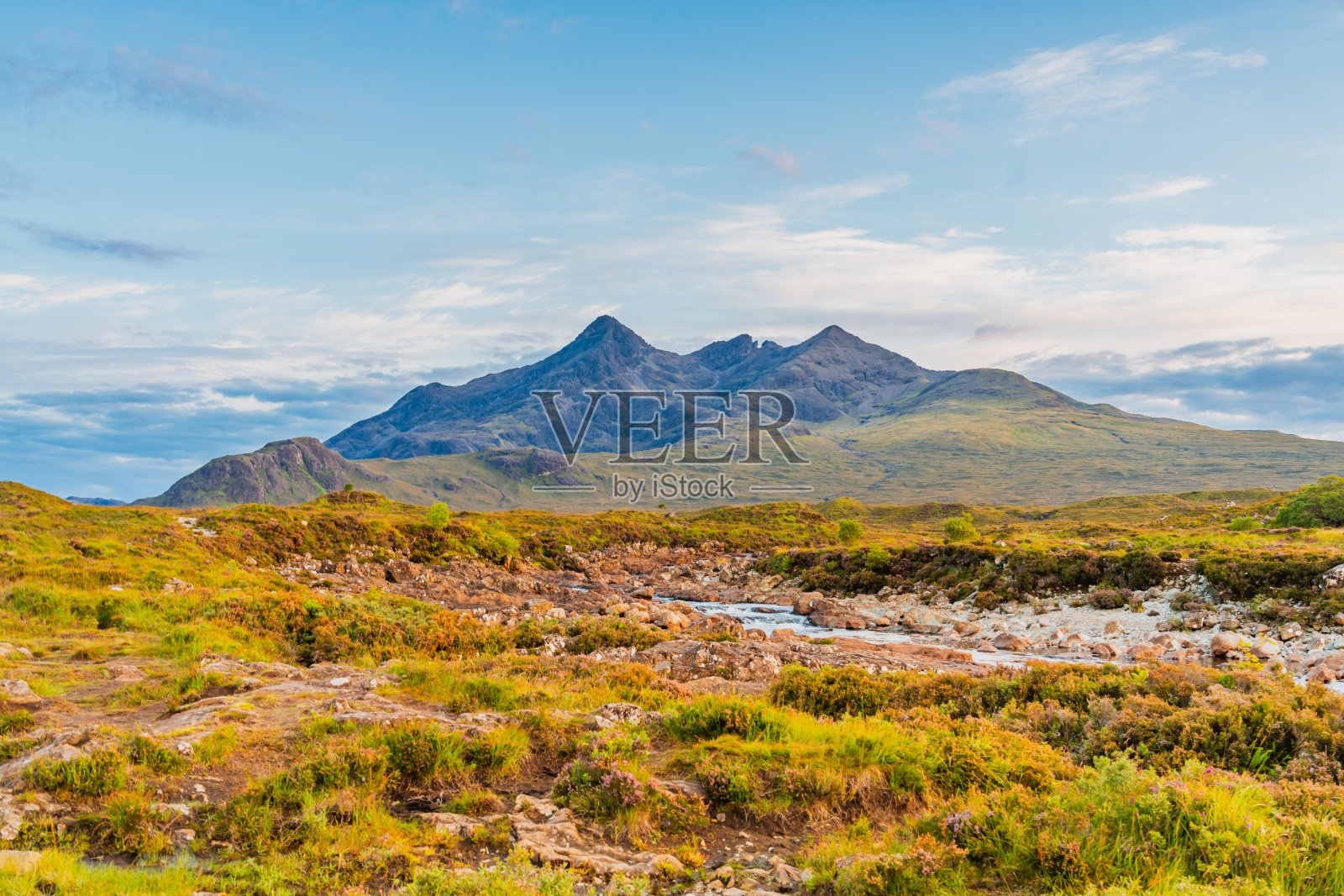 苏格兰斯凯岛的斯莱加坎照片摄影图片