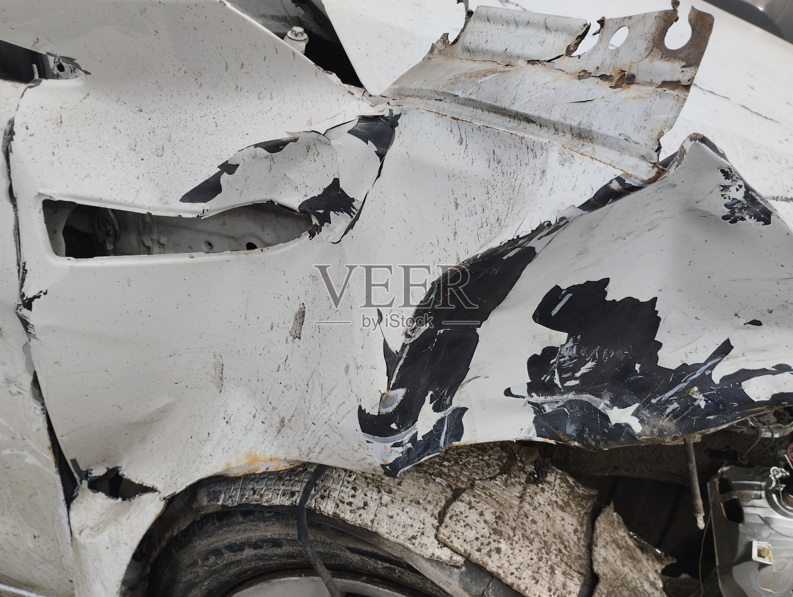 车祸后的汽车照片摄影图片