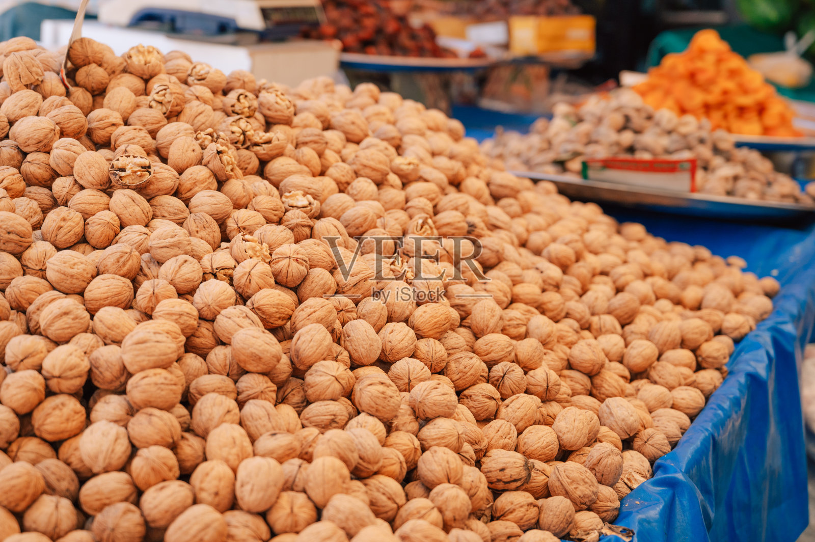 核桃在土耳其传统农场市场销售照片摄影图片