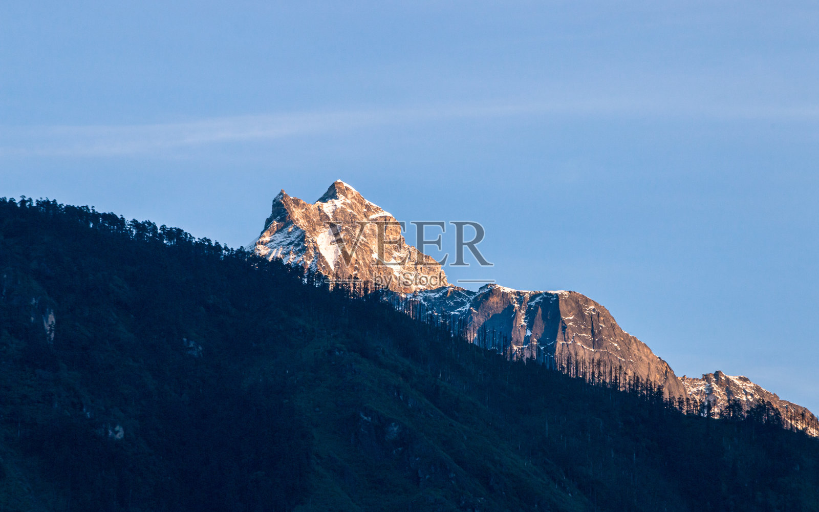 都拉卡的雪山照片摄影图片
