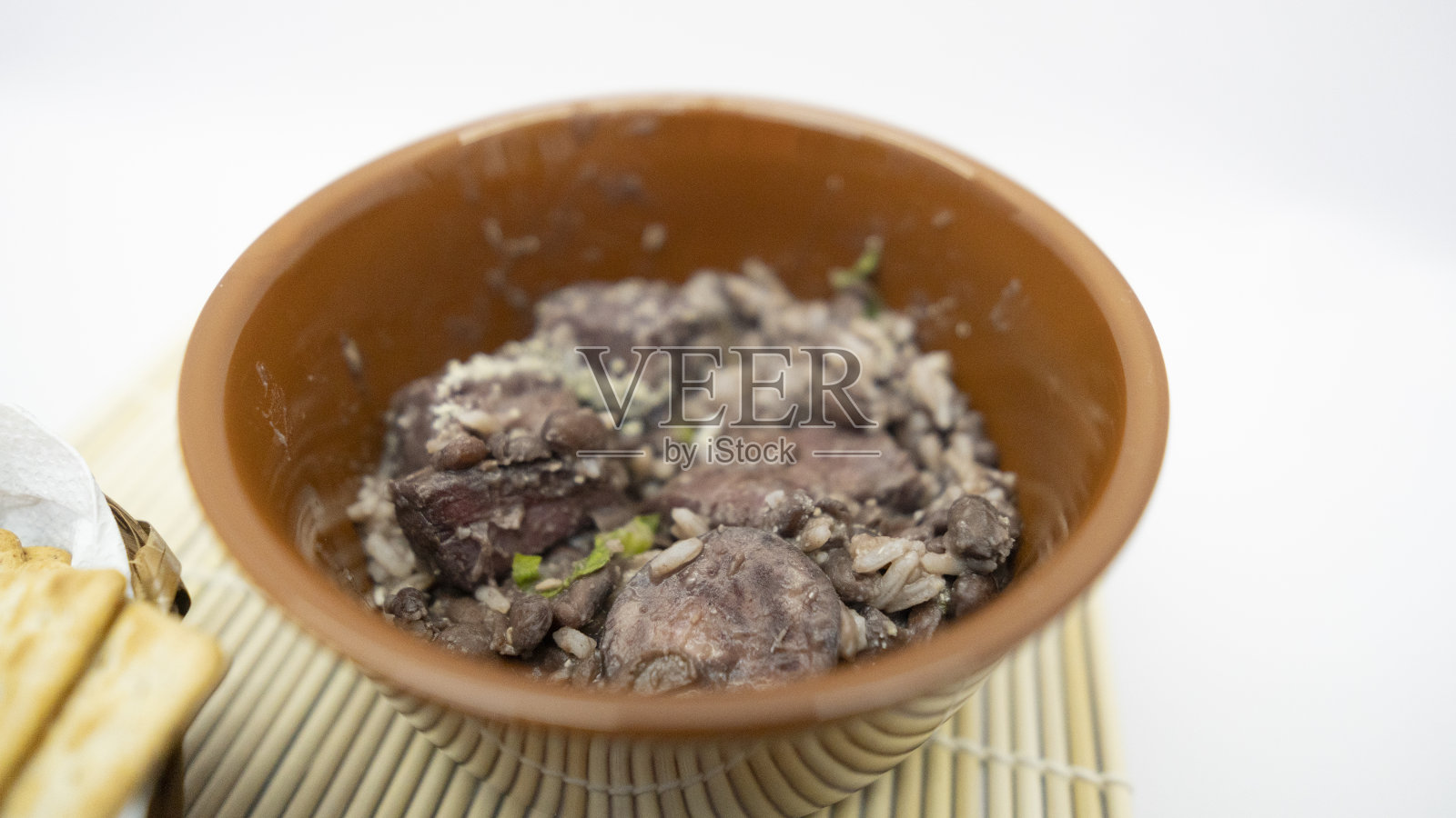 Feijoada是典型的巴西美食照片摄影图片