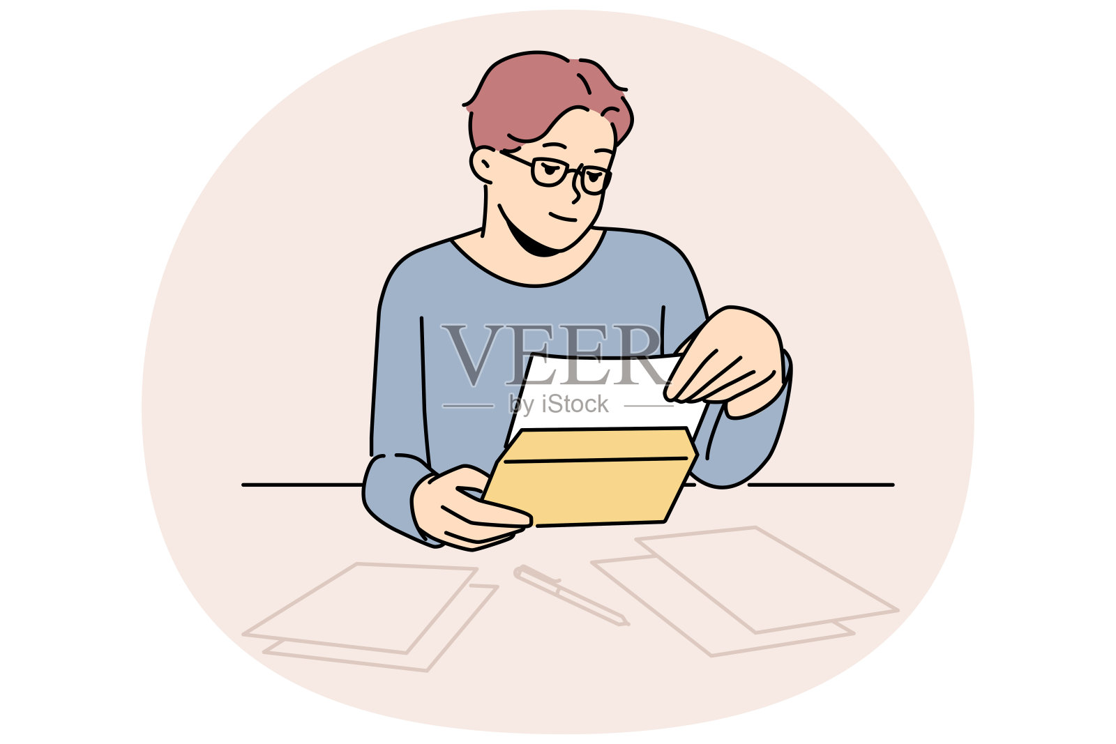 戴眼镜的人在桌边读信插画图片素材