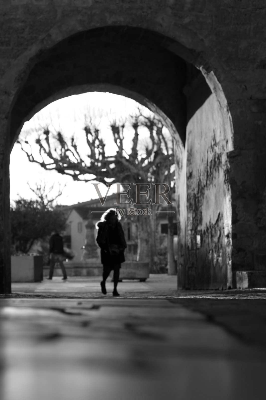 孤独的女人照片摄影图片