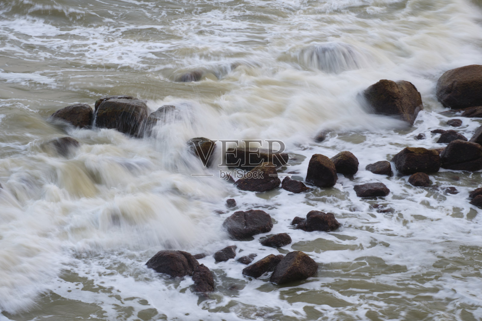 海浪与岩石照片摄影图片