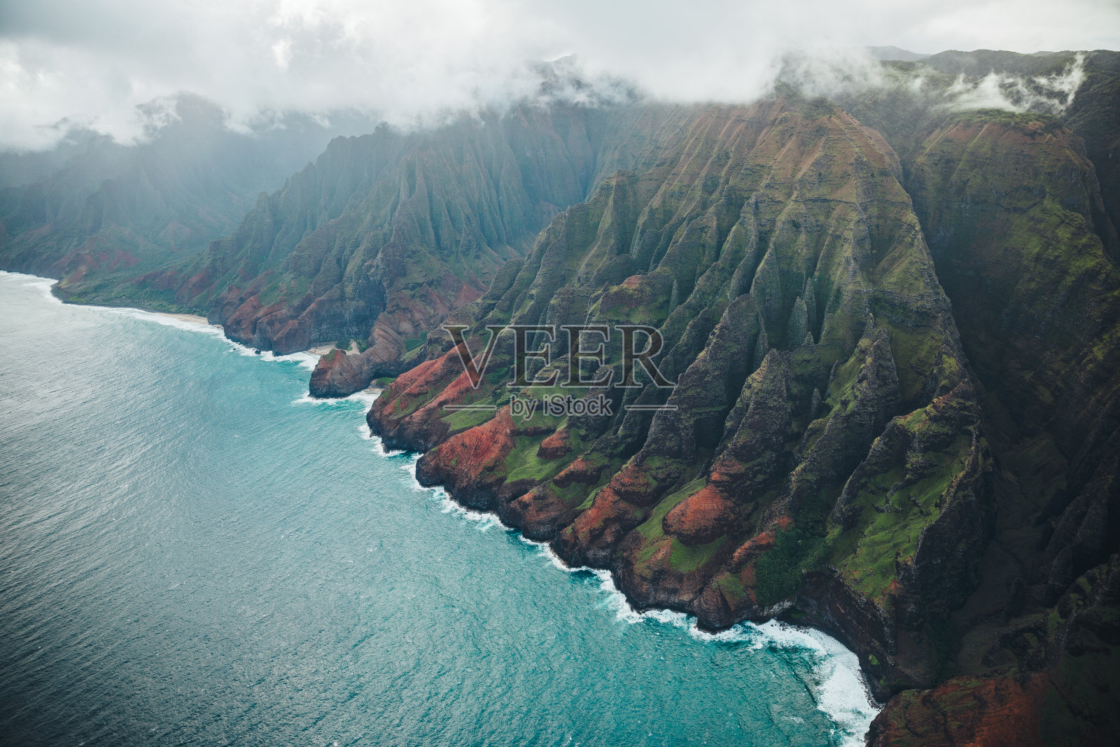 雄伟壮观:鸟瞰纳帕利海岸,考艾岛,夏威夷照片摄影图片