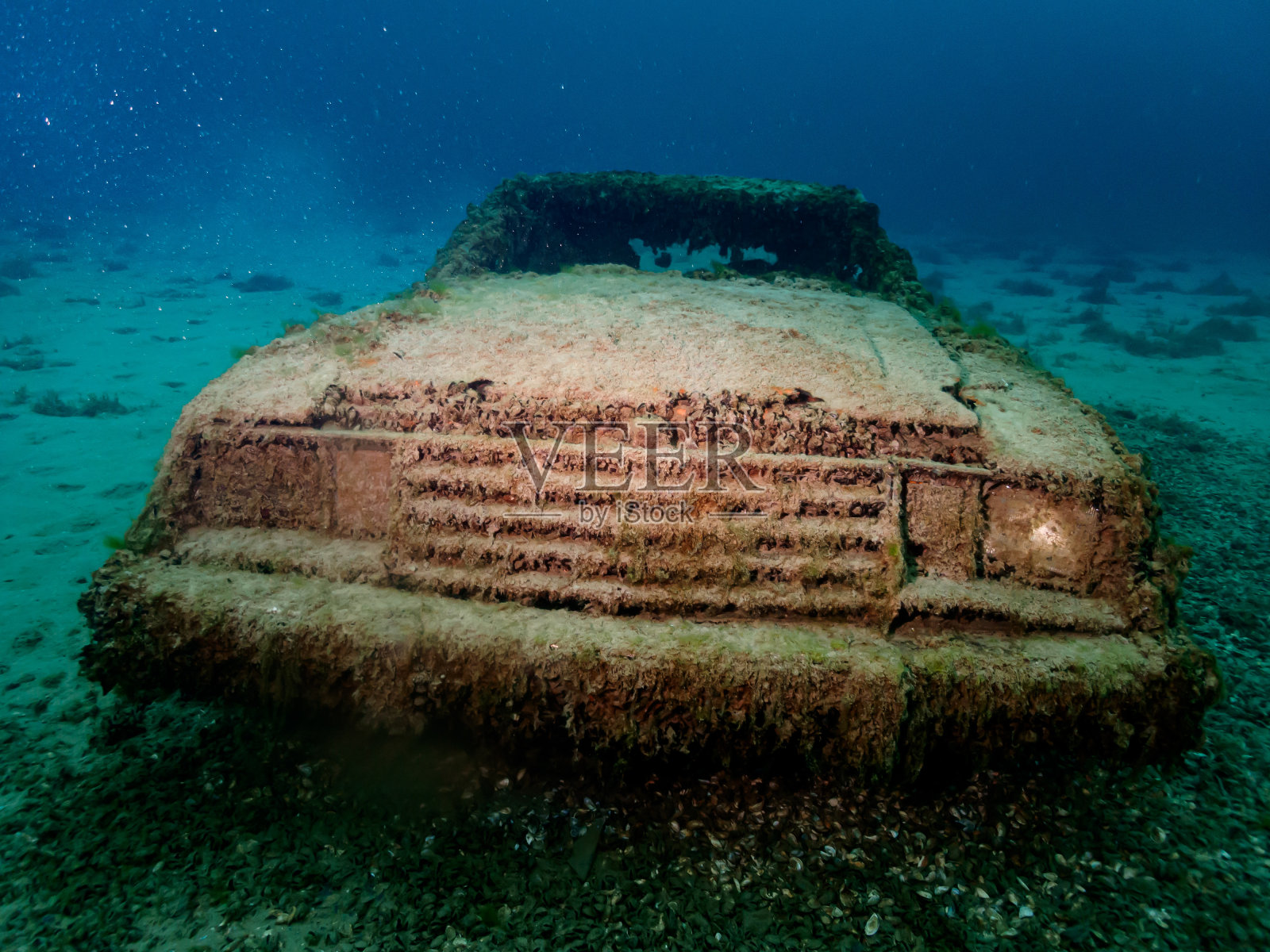 1979年在密歇根湖的福特平托,前视图照片摄影图片