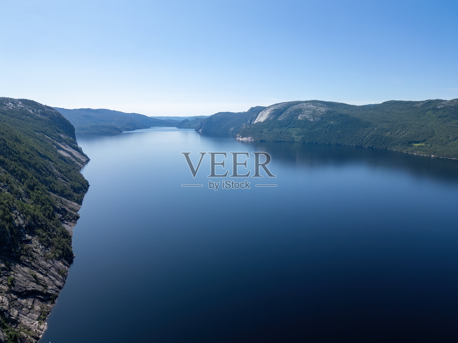 挪威高山全景湖照片摄影图片