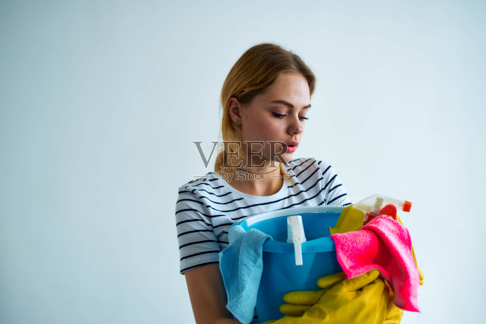 情感保洁女士洗涤工具家务生活服务照片摄影图片