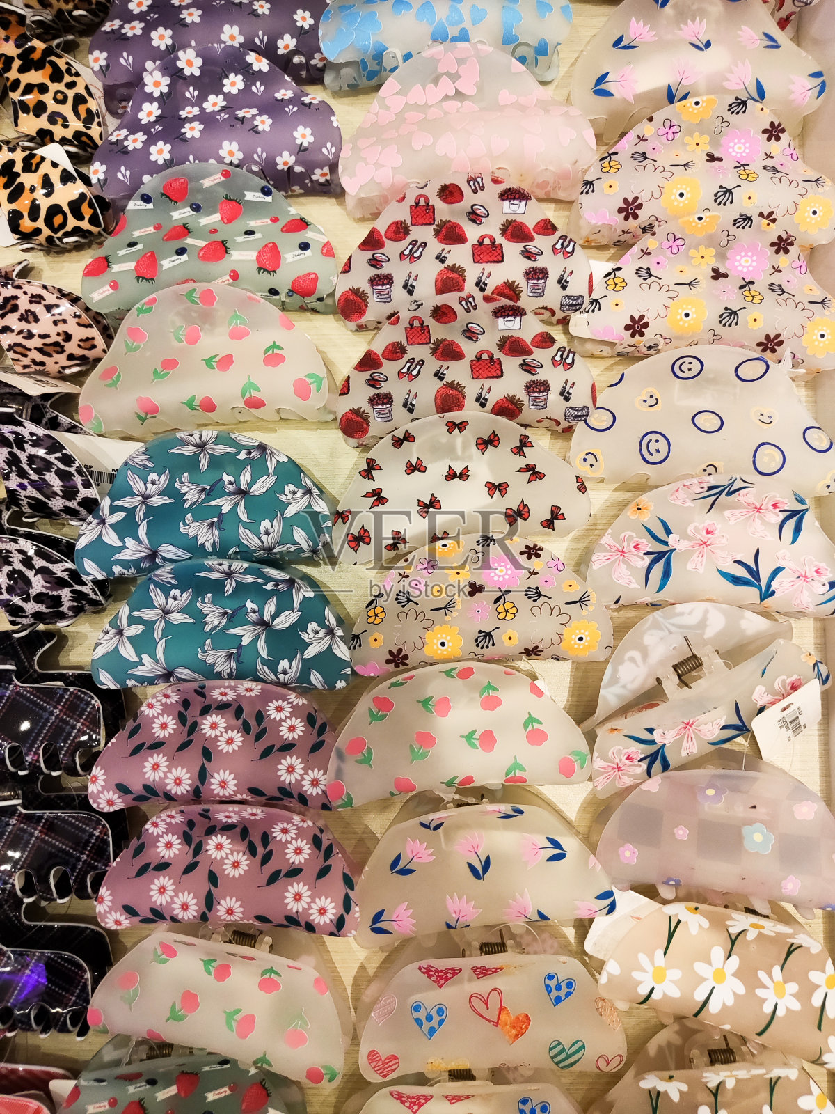 各种各样的女人的发带,是如此美丽和丰富多彩的照片摄影图片