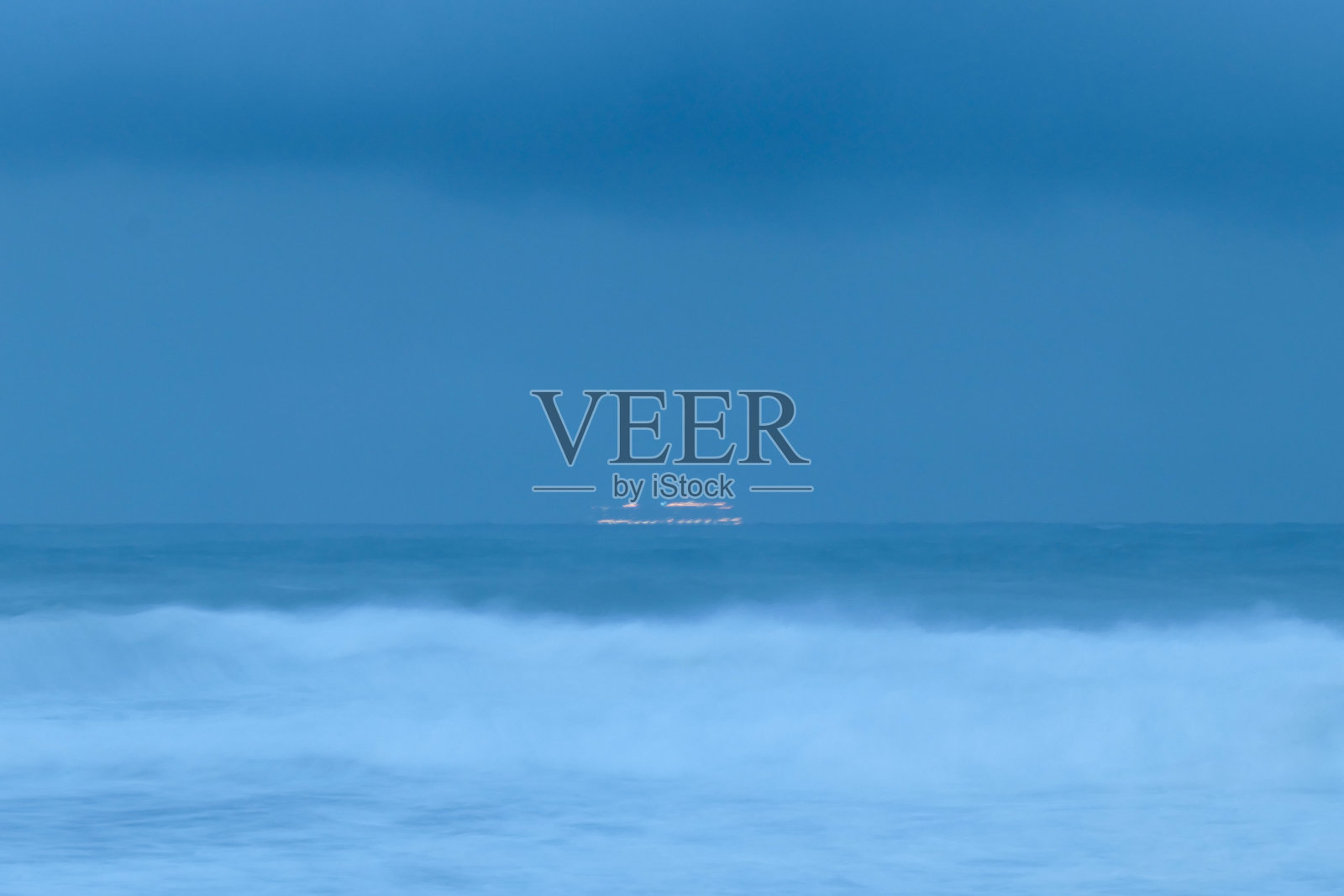 邮轮风暴照片摄影图片