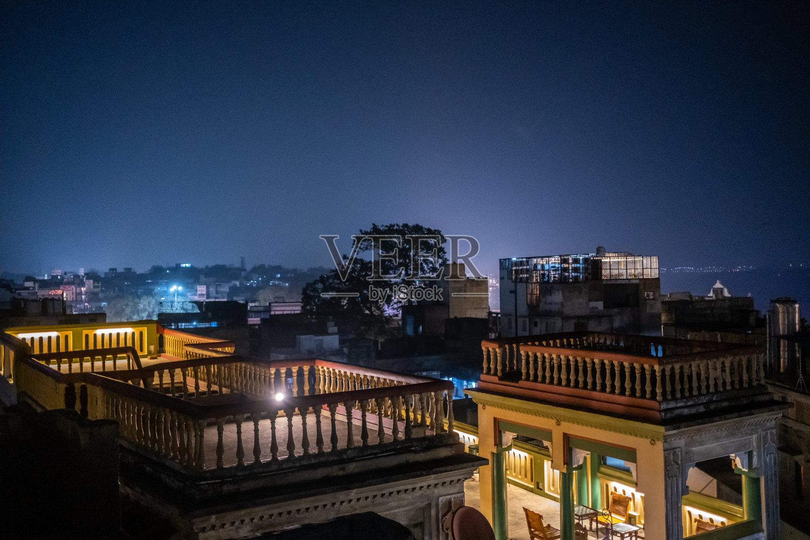 印度瓦拉纳西的夜景照片摄影图片