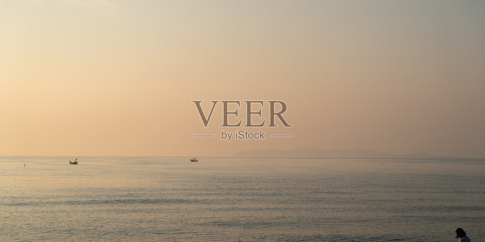 海上美丽的日落照片摄影图片