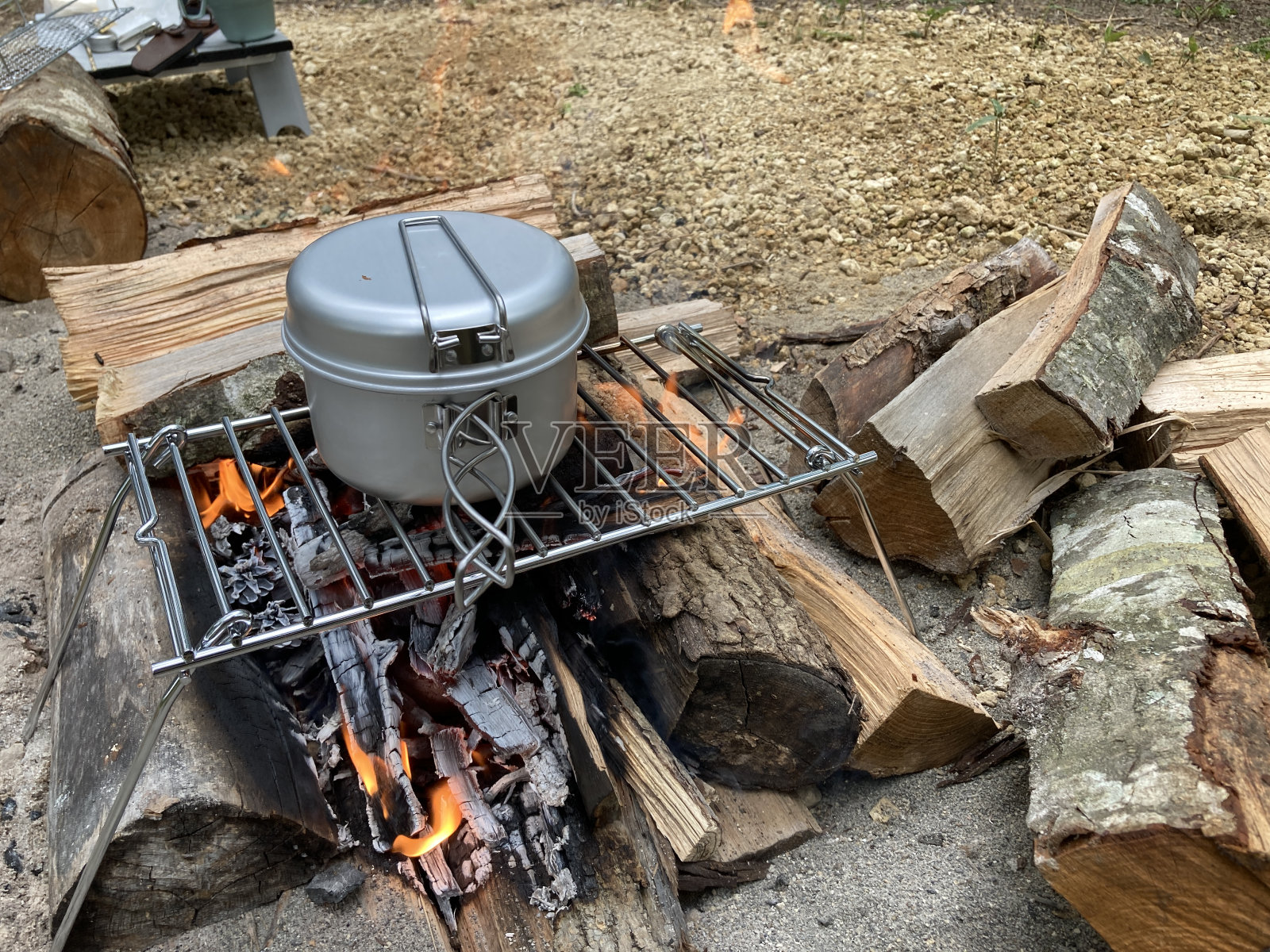 篝火野营照片摄影图片