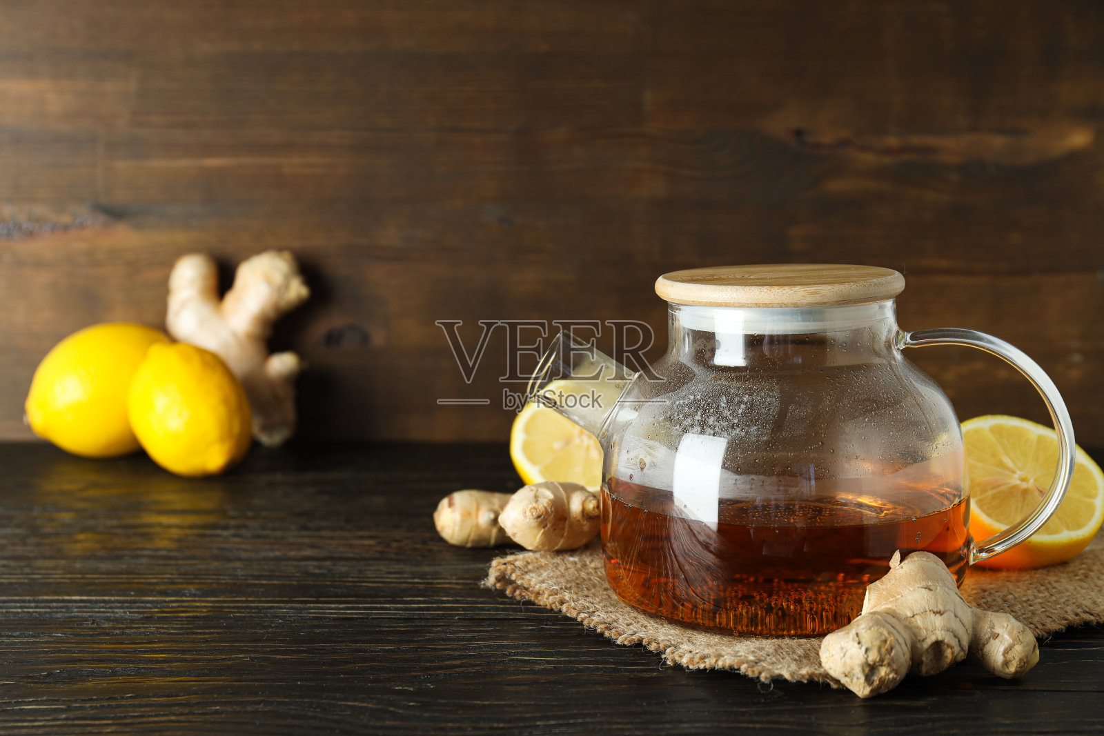 治疗感冒,养生理念——姜茶照片摄影图片