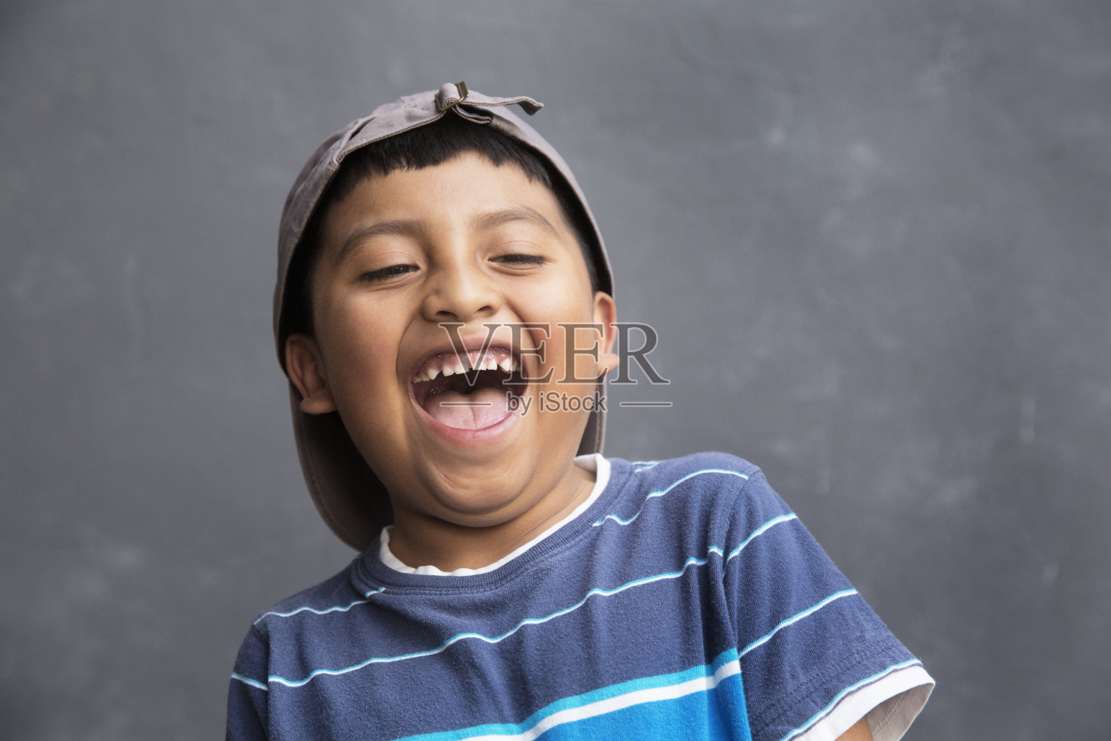 乐趣和笑声照片摄影图片