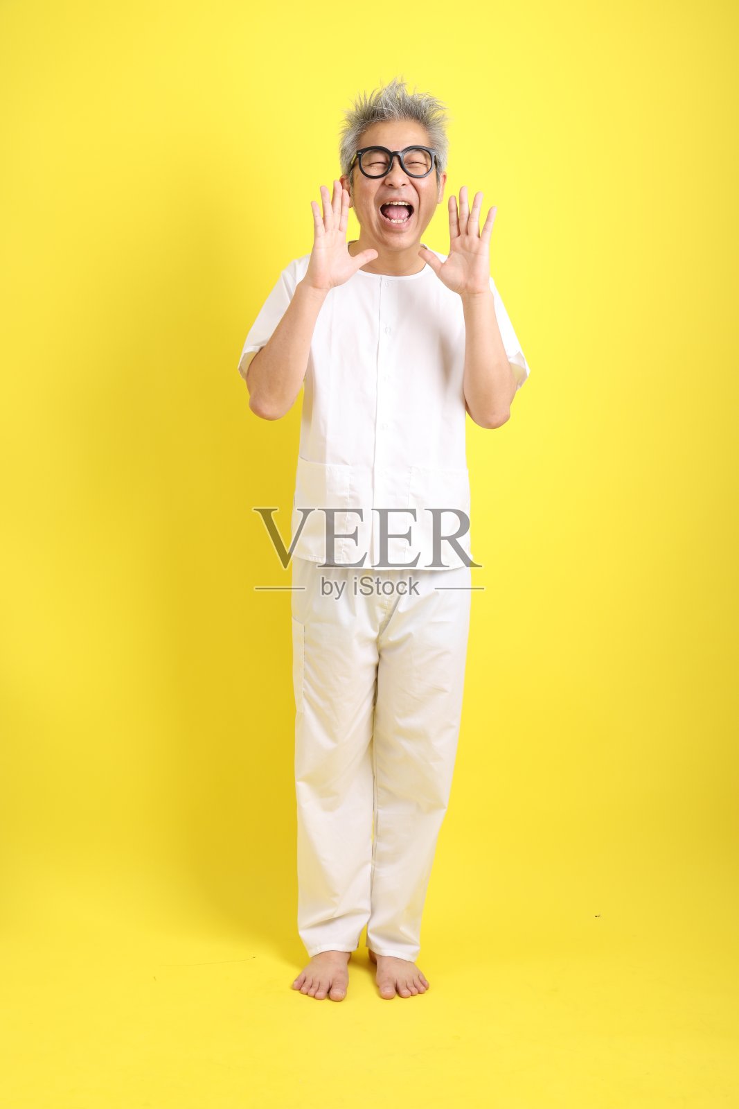 50年代白衣男子照片摄影图片