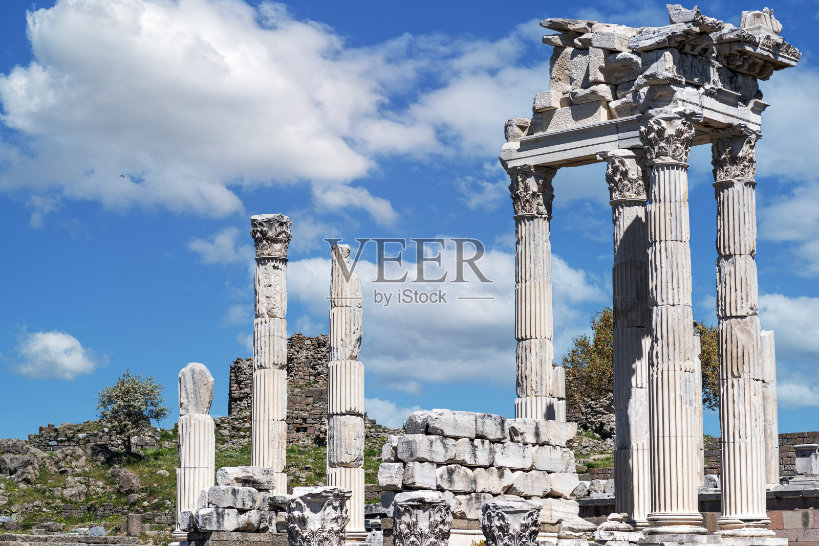 土耳其佩加蒙的图拉真神庙照片摄影图片