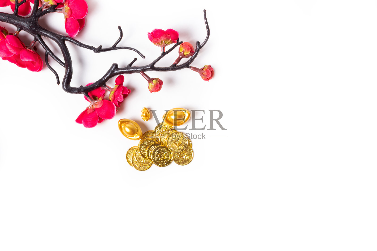 传统新年中国风物品俯视图,隔离在白色背景上照片摄影图片