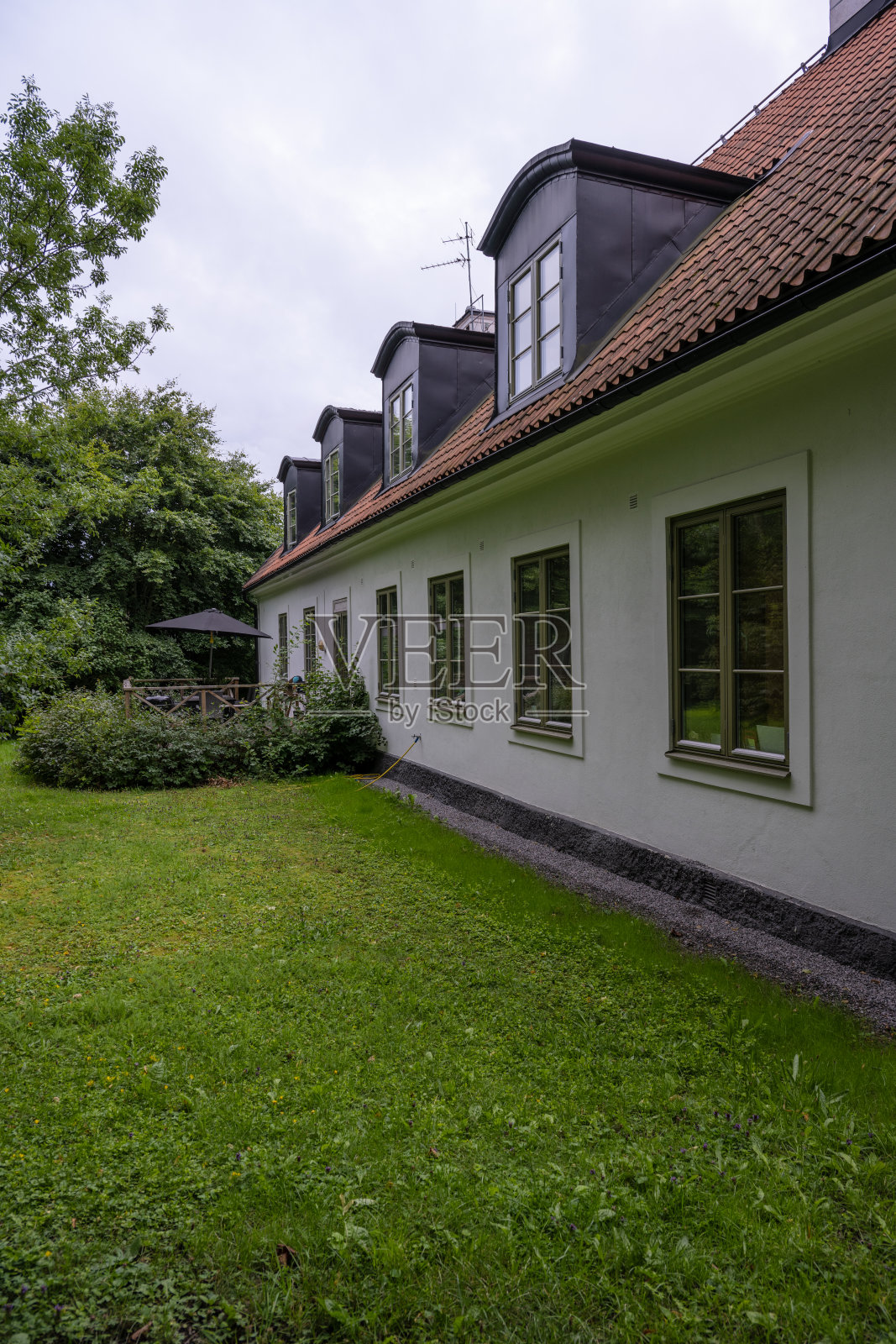 旧校舍的外观……照片摄影图片