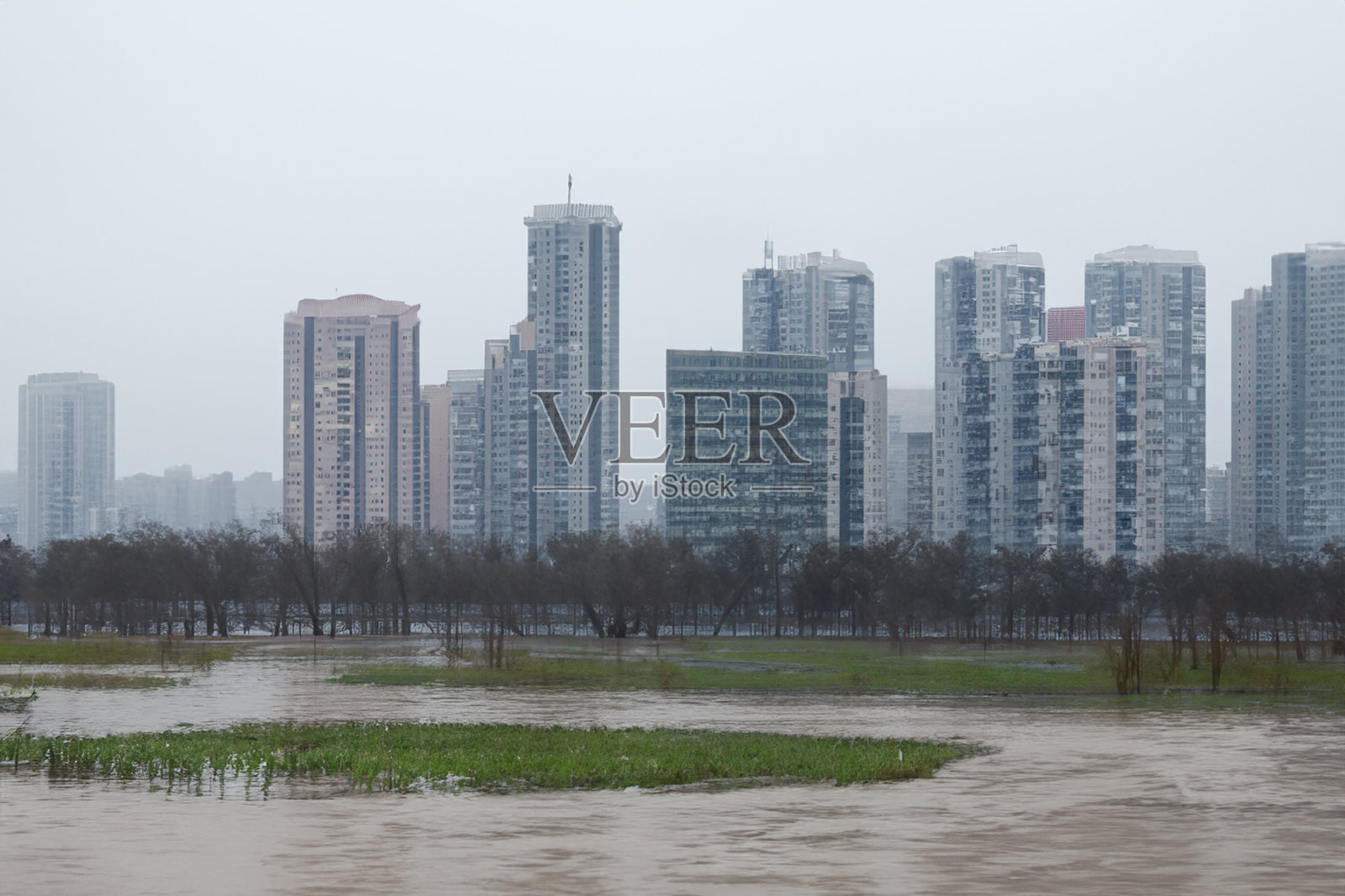 城市洪水,自然灾害,气候变化照片摄影图片