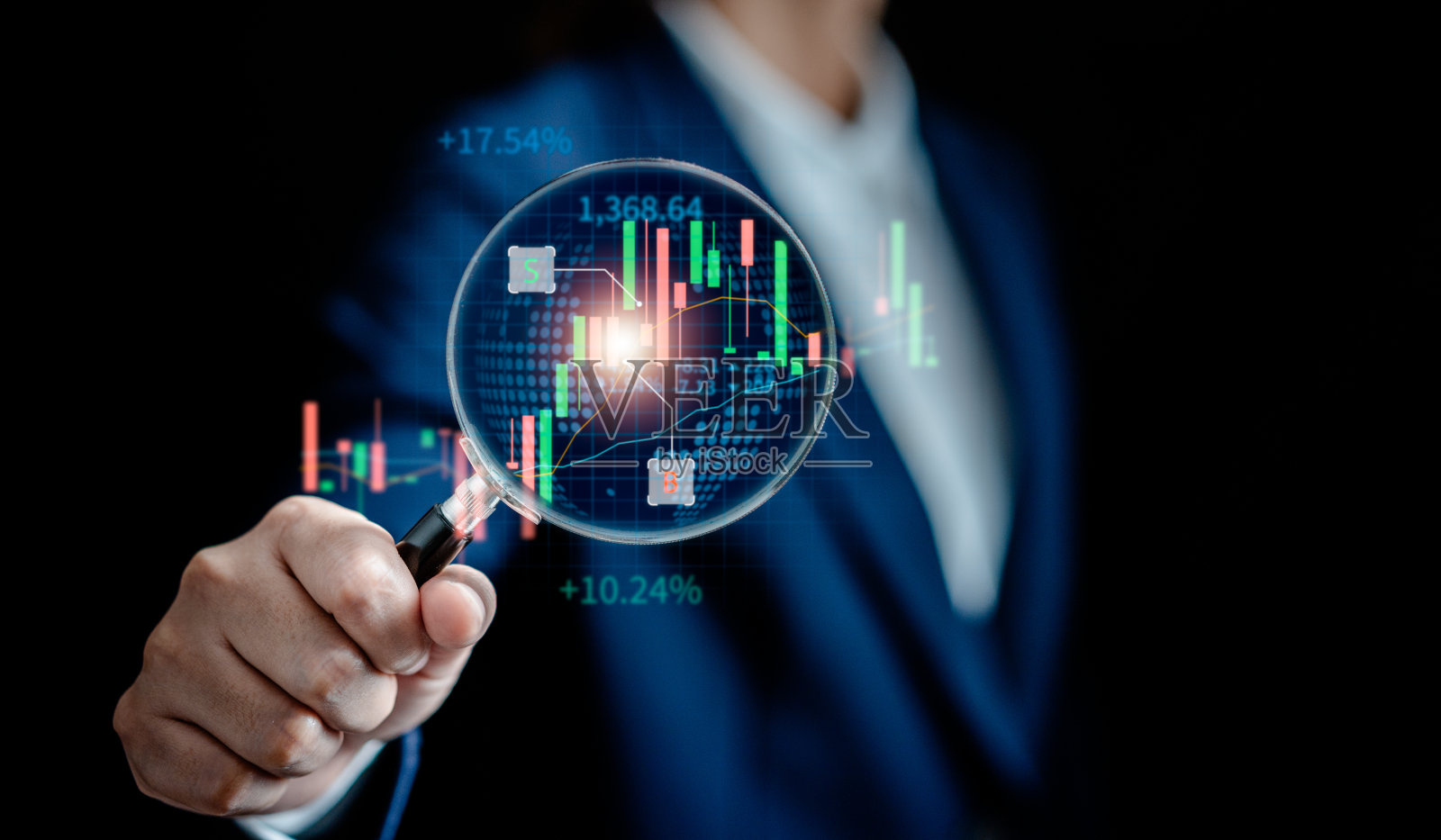 商业女性用放大镜在股票市场中寻找股票、上升趋势、增长经济学、商业战略发展、投资机会、投资管理公司、金融分析师。照片摄影图片
