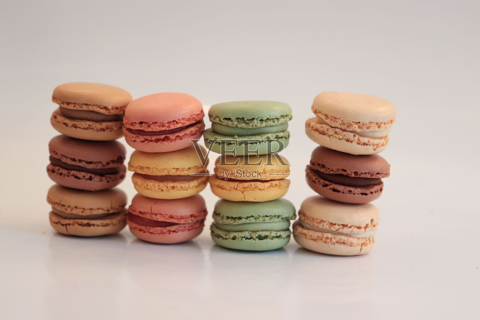 色彩柔和的马卡龙照片摄影图片