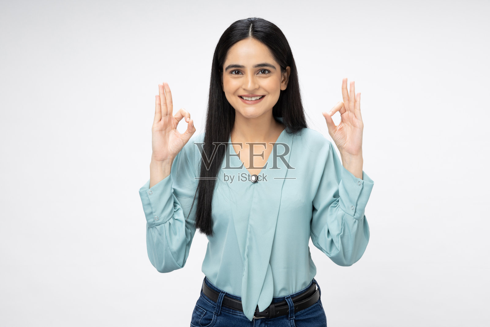 有吸引力的漂亮的商务女士的照片在正装孤立的白色背景股票照片照片摄影图片