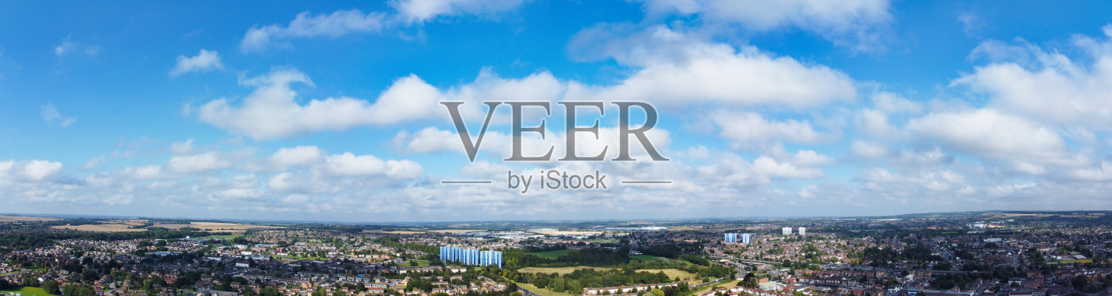 英国东卢顿市的超宽全景视图照片摄影图片