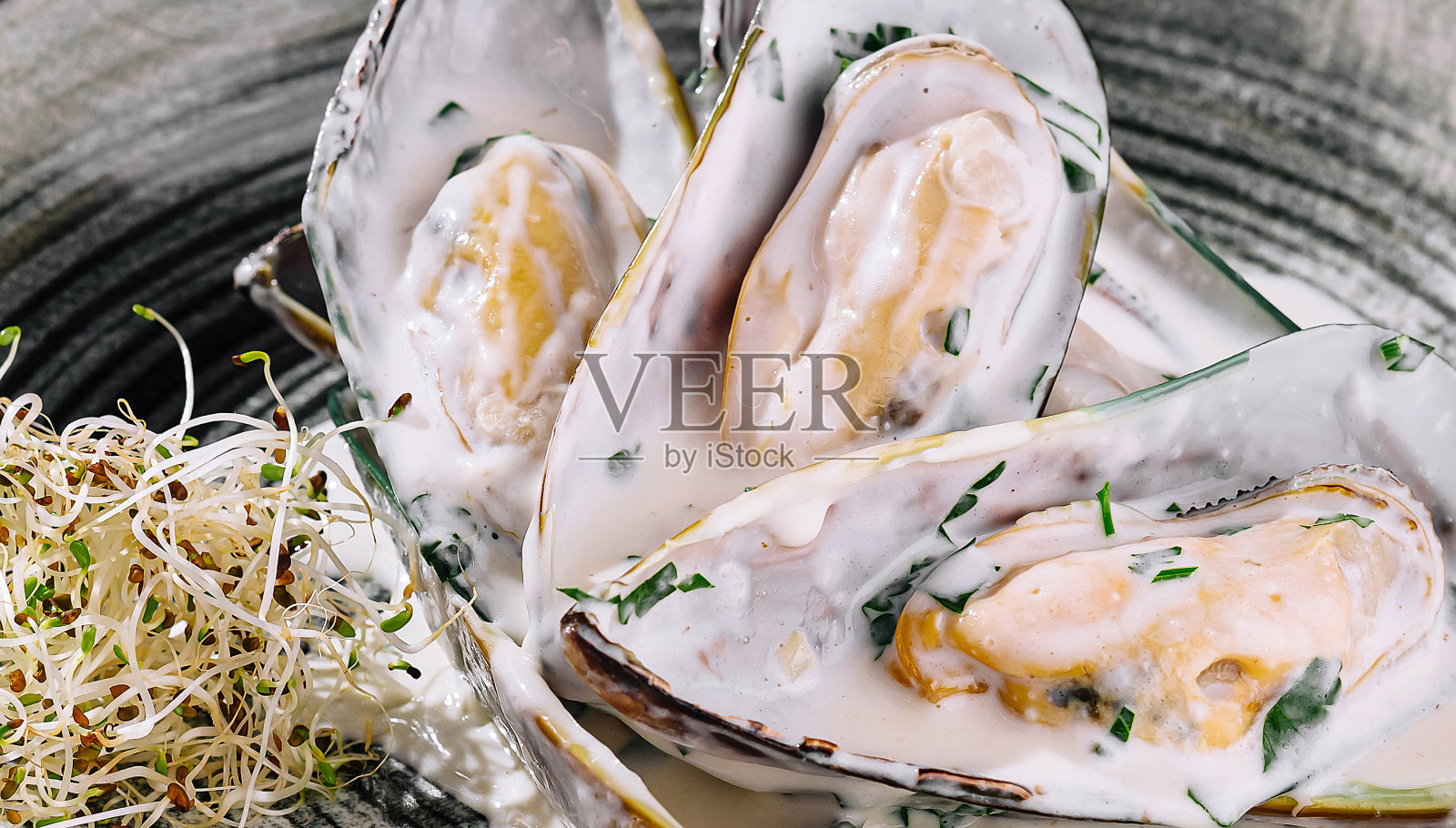 奶油酱美味贻贝特写照片摄影图片