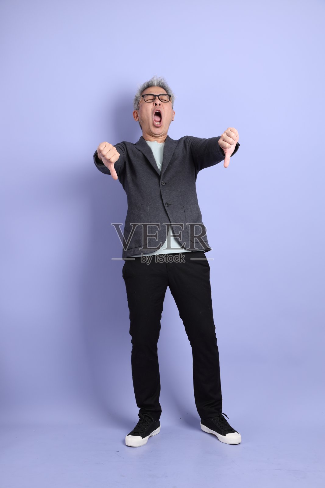 50年代的亚洲商人照片摄影图片